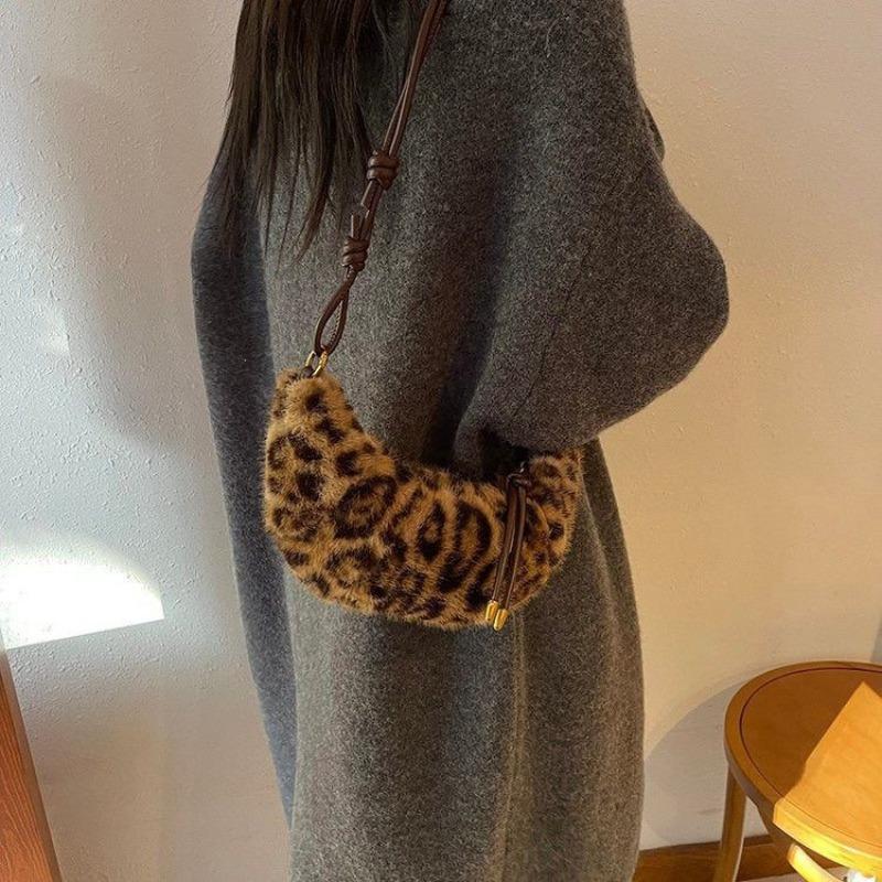 Fashion Niche Leopard Print Bag Women's New Retro Dumpling Messenger Bag Horn Fluff Shoulder K