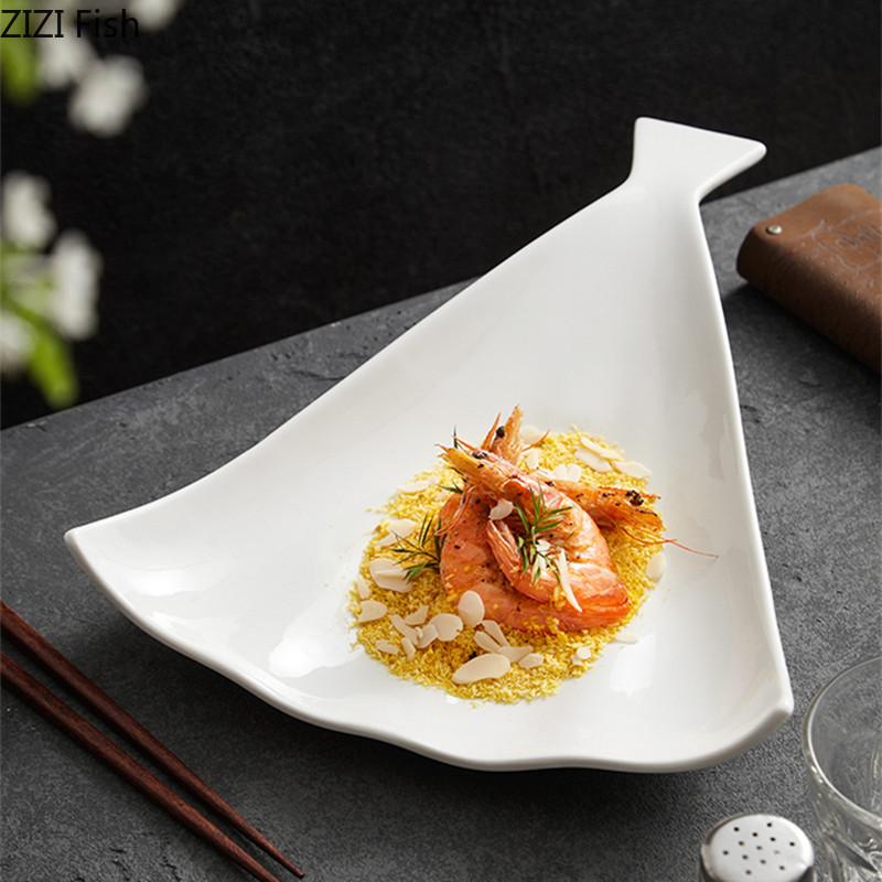 Home Creative Fan-shaped Dining Plate White Salad Steak Plate Light Luxury Restaurant Main Dish Dessert Plate Food Decor Plate