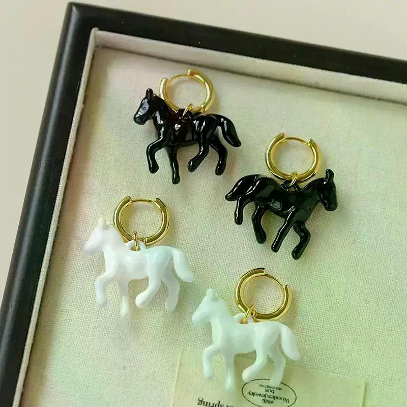 Exaggeration Stereoscopic Small Horse Pendant Earrings For Women Creativity Cute Animal Earrings Charm Jewelry New Year Gift