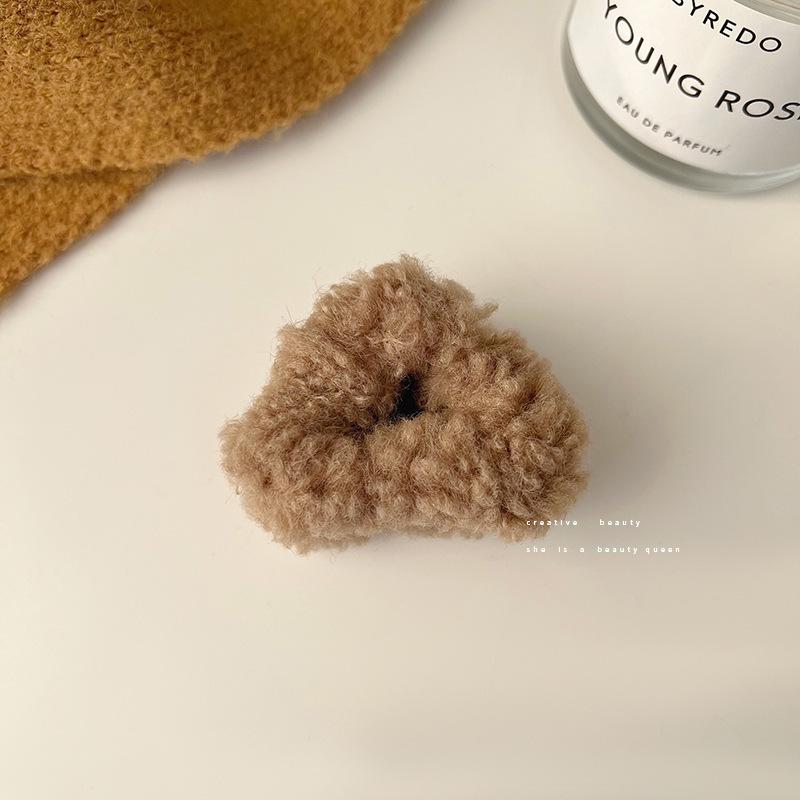 Sweet Plush Cat Ear Hair Clip for Autumn/Winter - Women's Princess Style Hair Accessory