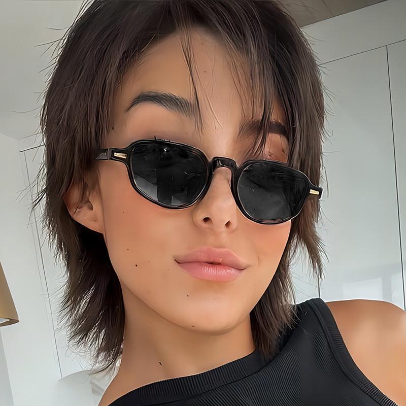 Retro Cat Eye Sunglasses Women Uv400 Protection With Polarized Frame For Street Style And Parties