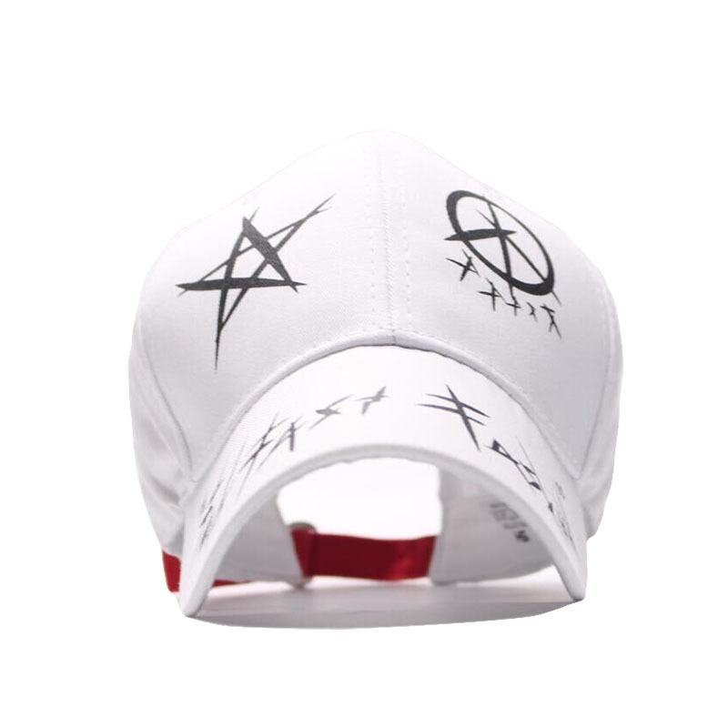 Hut Damen Koreanische Version Vielseitig Graffiti Schwarz-Weiß-Spleißkappe Sommer-Baseballkappe Herren Fünfzack-Sonnenkappe