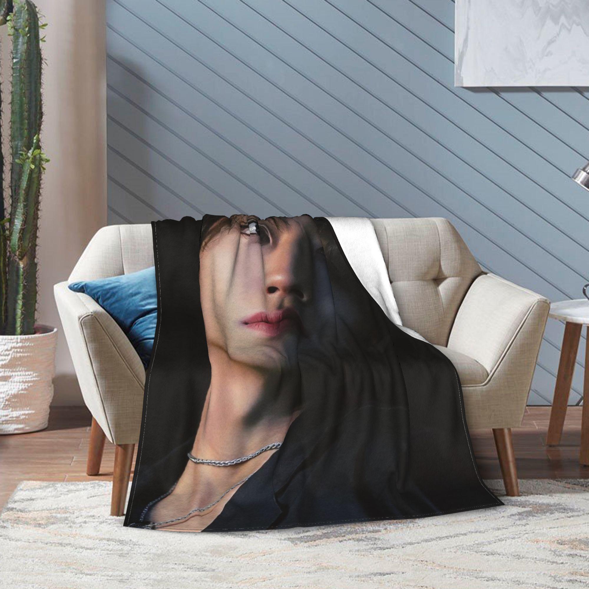 Park Ji Hoon fan gift Throw Blanket for Couch  Soft Fuzzy Plush Blanket 50x60 Inches Multiple Sizes Bedspreads for All Seasons 30x40in