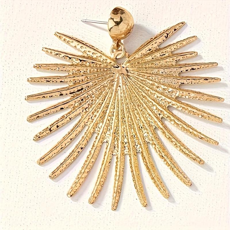 Stylish retro simple geometric laser temperament exaggerated neutral style earrings, fashionable and versatile