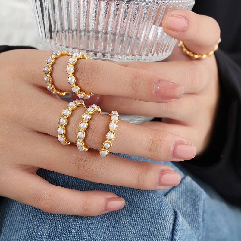 Chinese Retro Gypsophila Shell Bead Ring: Luxurious, Non-Fading Titanium Steel Jewelry for Women