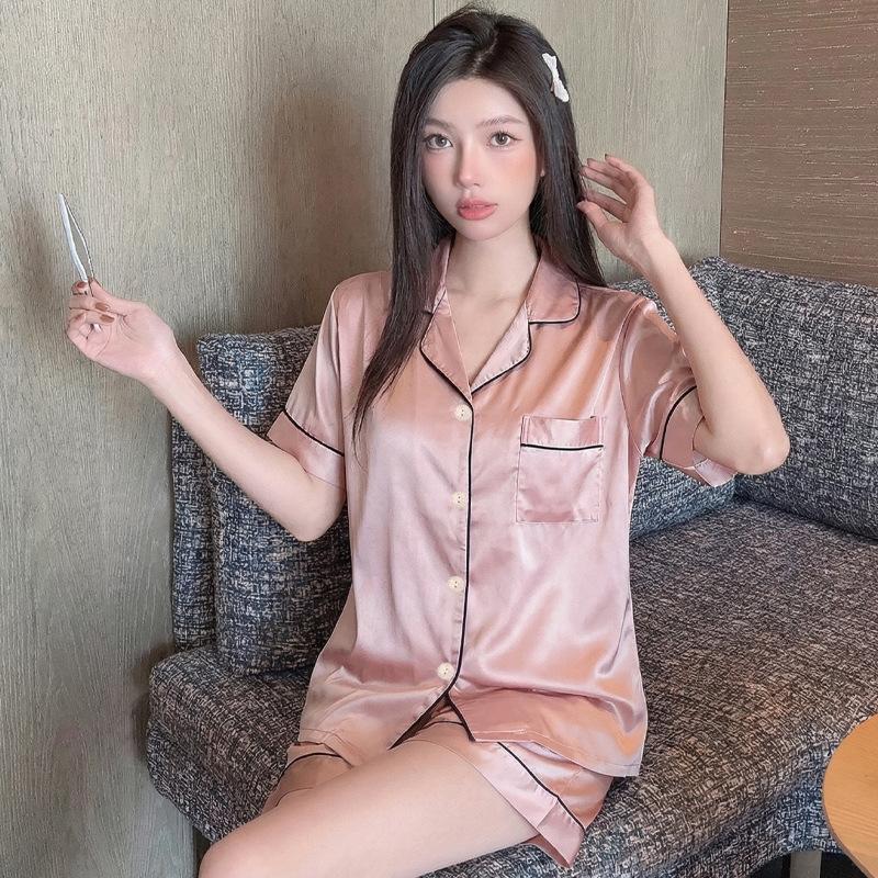 Sweet light luxury solid color simple ice silk satin pajamas women's casual loungewear short-sleeved suit can be worn outside