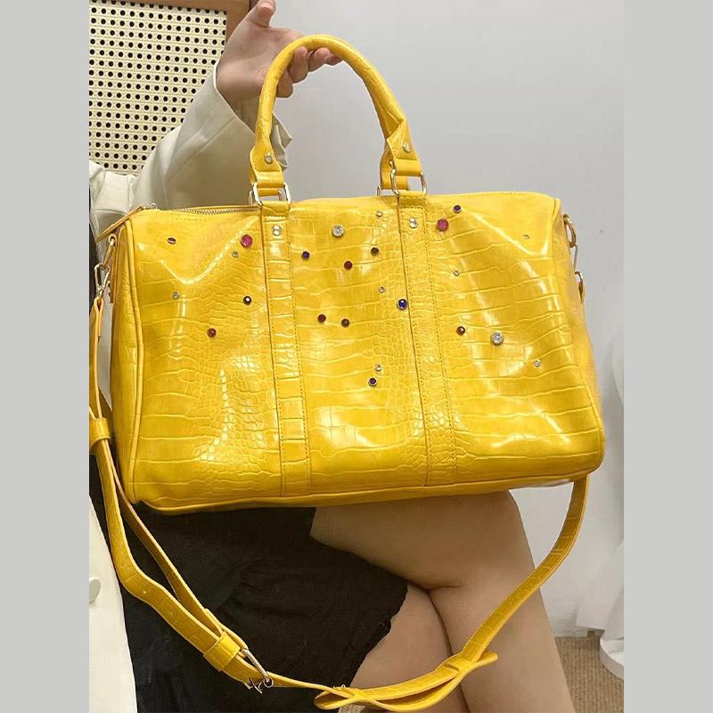 

Luxury Large-capacity Travel Handbag For Women Versatile Crocodile Pattern Crossbody Bag Fashi Diamd Design Commuter Bag жовтий