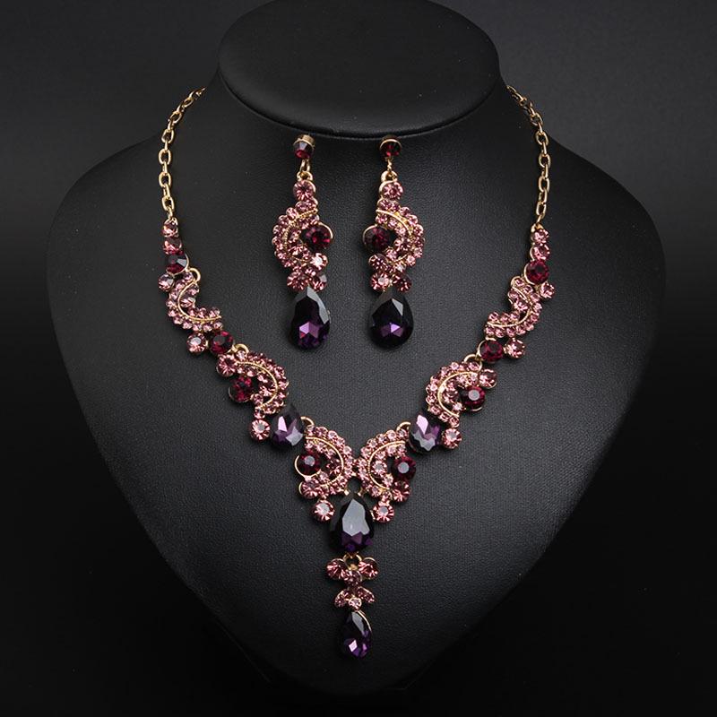 

Elegant Crystal Gemstone Necklace & Earrings Set for Brides and Evening Dresses фіолетовий