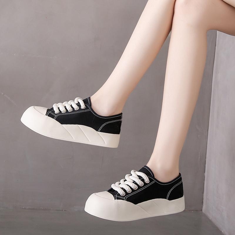 Trendy and Fashionable Women's Shoes  Popular Small White Shoes Versatile New Casual and Cute Women's Thick Sole Board Shoes