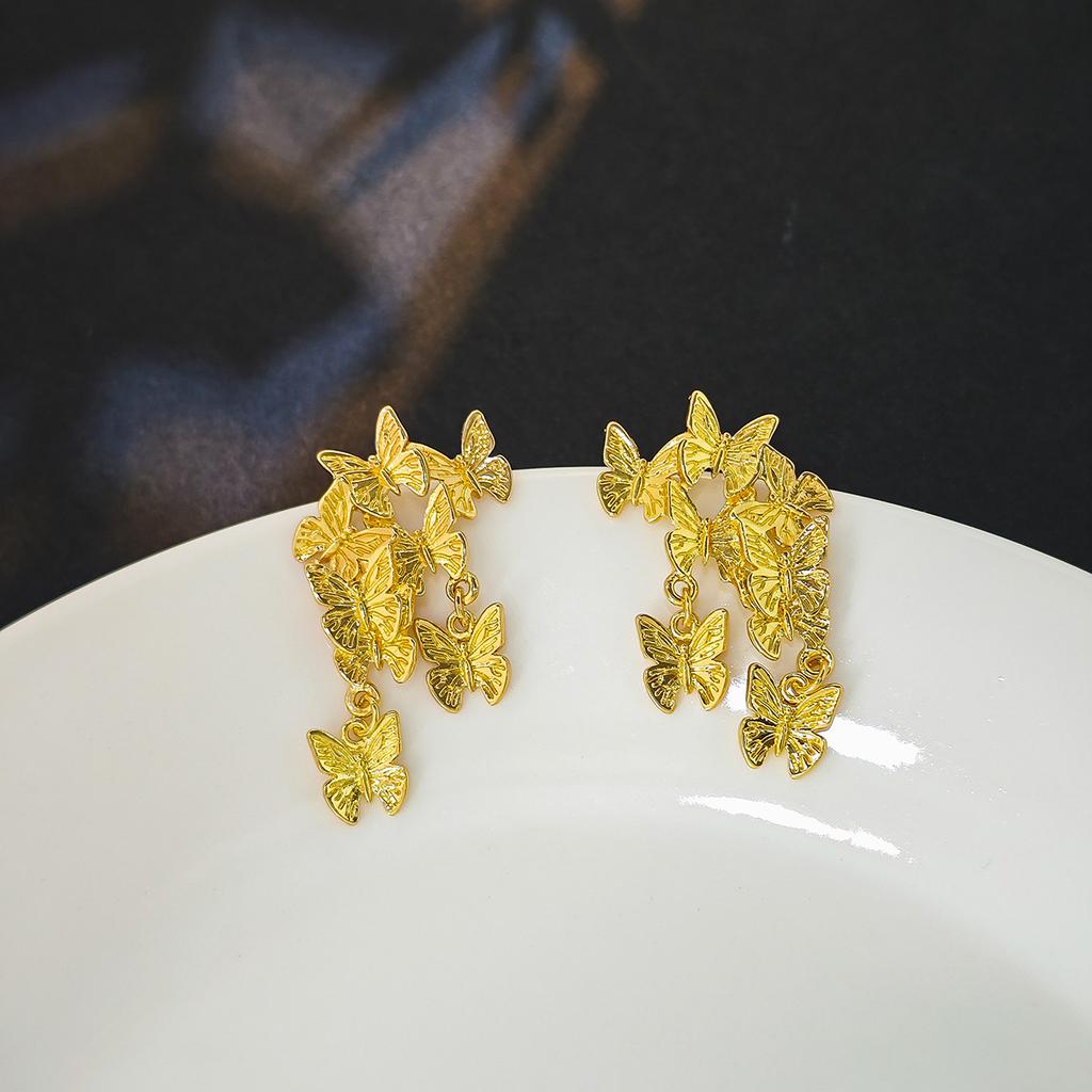 Simple Personalized Butterfly Fringed Earrings, Niche Cold Wind Earrings, Light Luxury High-End Earrings For Women