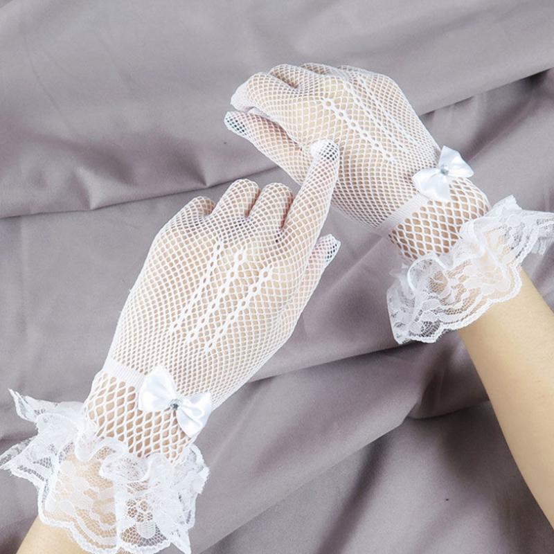 Elegant Women Ultra-Thin Summer Driving Cycling White Black Sunscreen Gloves Female Anti-UV Elasticity Lace Mesh Gloves