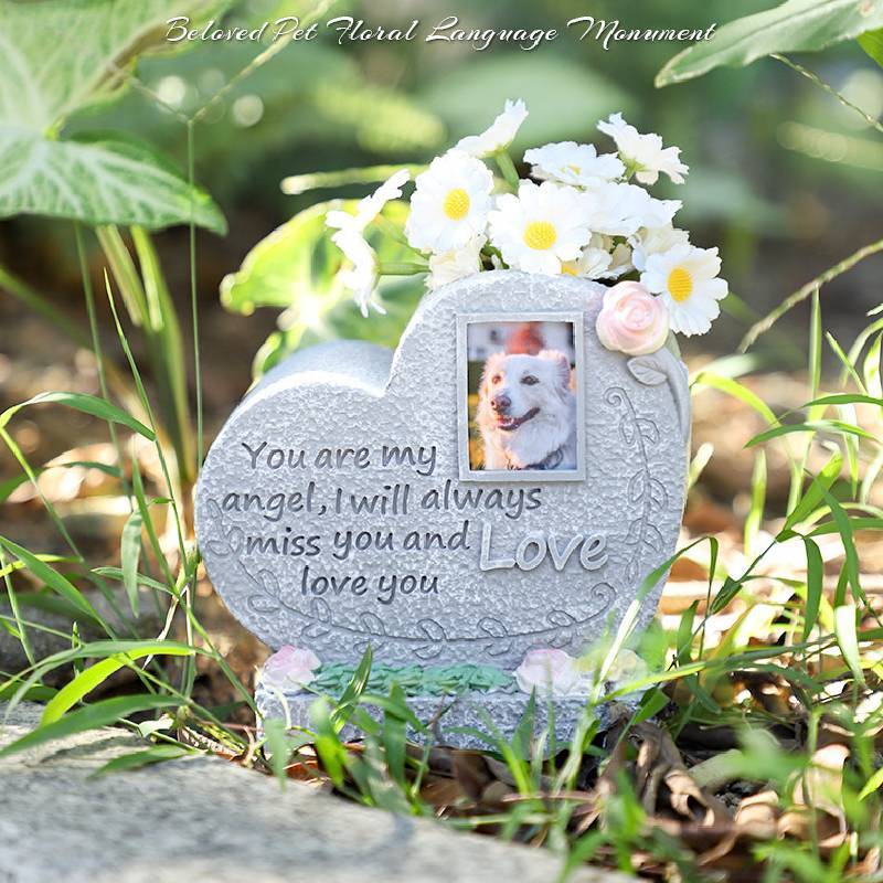 Resin Pet Memorial Stone For Dog Remembrance And Garden Decor