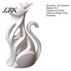 Bookshelf Cat Ornament 3D Printed Hollow Figurine, Modern Abstract Sitting Kitten Statue, Decor Artistic Animal Sculpture for Home Decoration,