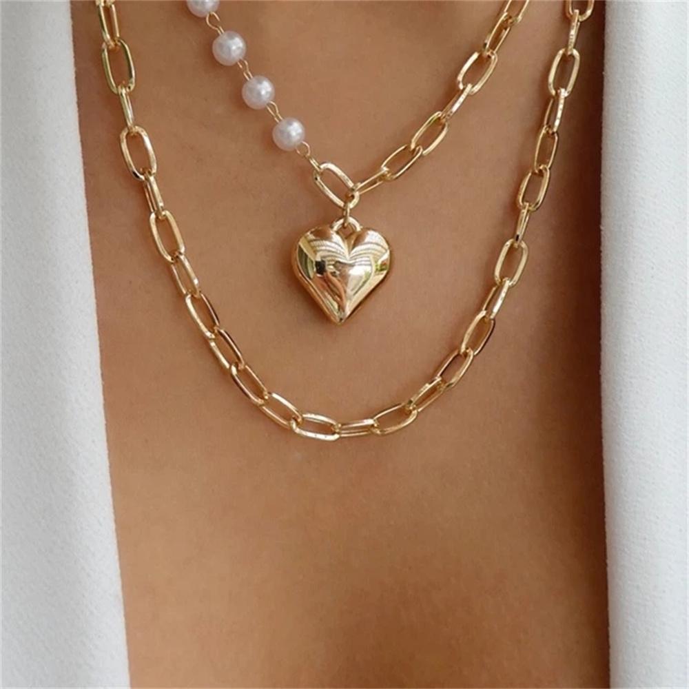 Classic Gold Multilayered Necklace for Women Vintage Silver Geometric Pendant Necklaces Butterfly Choker Jewelry