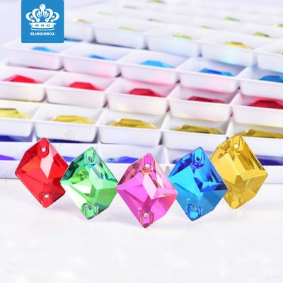 Goudkleurige Onderkant Glas Speciale Vorm Handnaaimachineboor, Platte Onderkant Dubbel Gat Handnaaimachine Steen Diy Platte Gesp Strass Kledingaccessoires