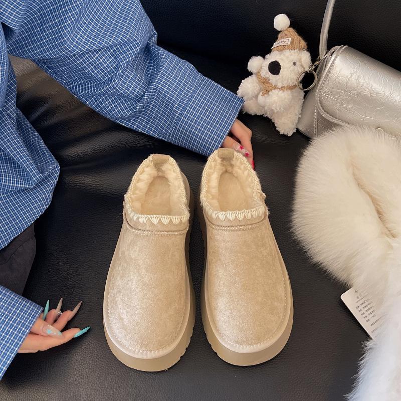 Popular Velvet Snow Boots Women's 2025 New Autumn and Winter Retro Thick-soled Northeast Warm and Non-slip One Pedal and Half Drag