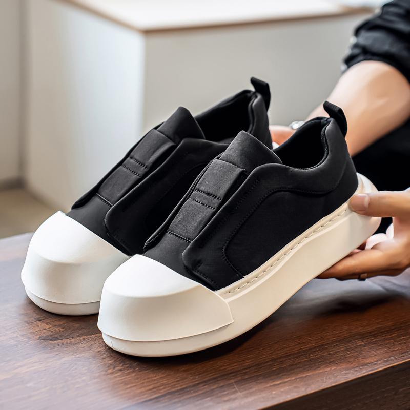 2026 New Casual Sports Low Cut Breathable Thick Soled Lightweight, Comfortable and Fashionable One Step Board Shoes for Men