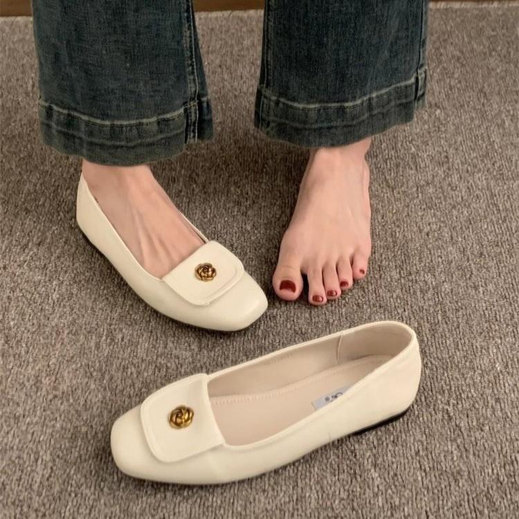 French women's shoes design sense niche flat shoes ladyshoes one pedal retro shoes spring and summer Xiaoxiangfeng red single shoes