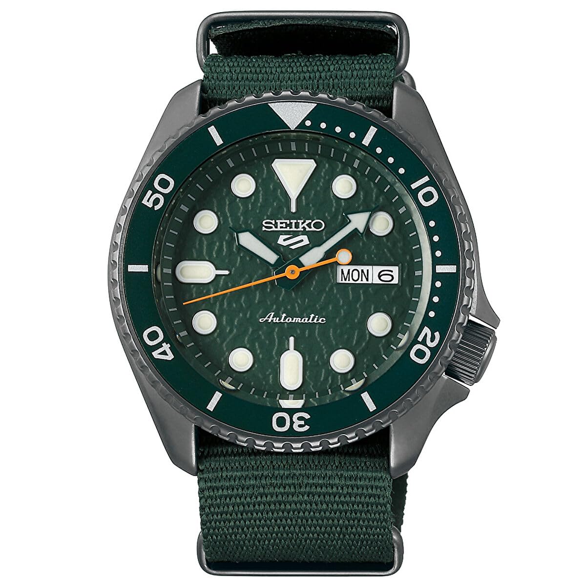 

Seiko 5 Sports Men s Analog Automatic Wristwatch 7K1 Green