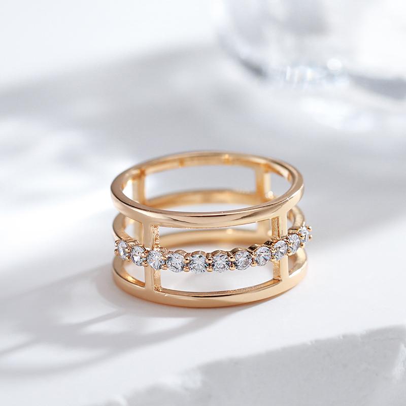 Einfacher Rosegoldfarbener Geometrischer Breiter Großer Ring Für Frauen Natürlicher Zirkon Glänzendes Metall Moderner Party-Trend Täglicher Schmuck