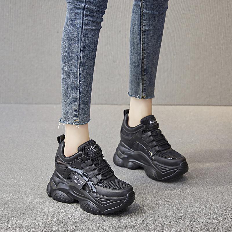 Aumento altezza interna autunno e inverno nuove scarpe da papà traspiranti platform a rete piccole scarpe sportive e per il tempo libero A