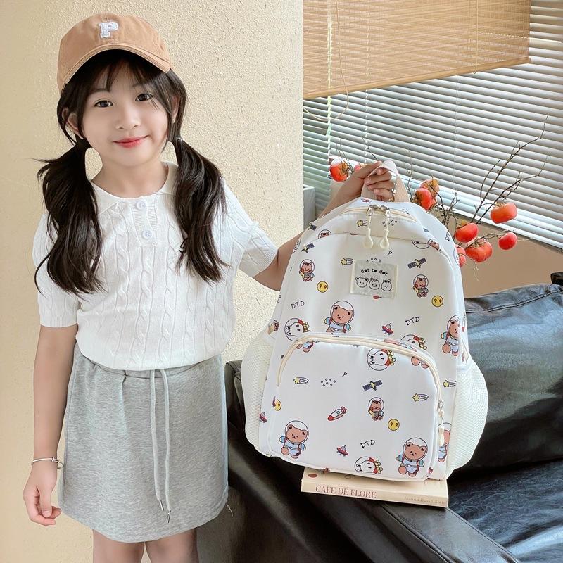 Kindergarten Primary School Students Schoolbag Cute Cartoon Cute Bear Boys And Girls Backpack Printed Children'S Bag