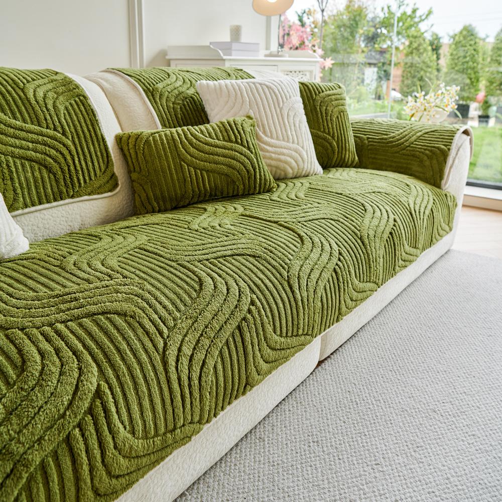 

Thickened Plush Sofa Cushion Autumn And Winter New Straight Row One Piece High-Grade Non-Slip Seat Cushion Sub-Cover Cloth Towel 70*70cm зелёный