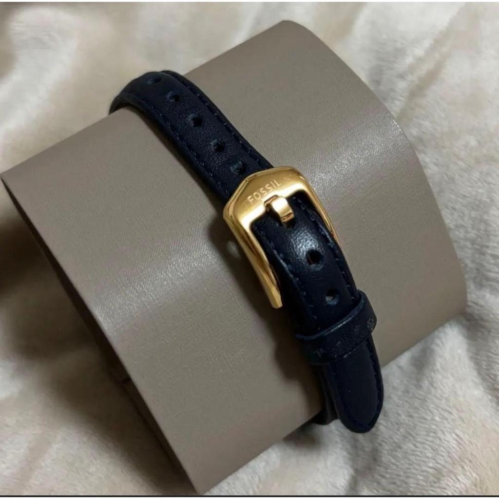 Used FOSSIL ladies watches
