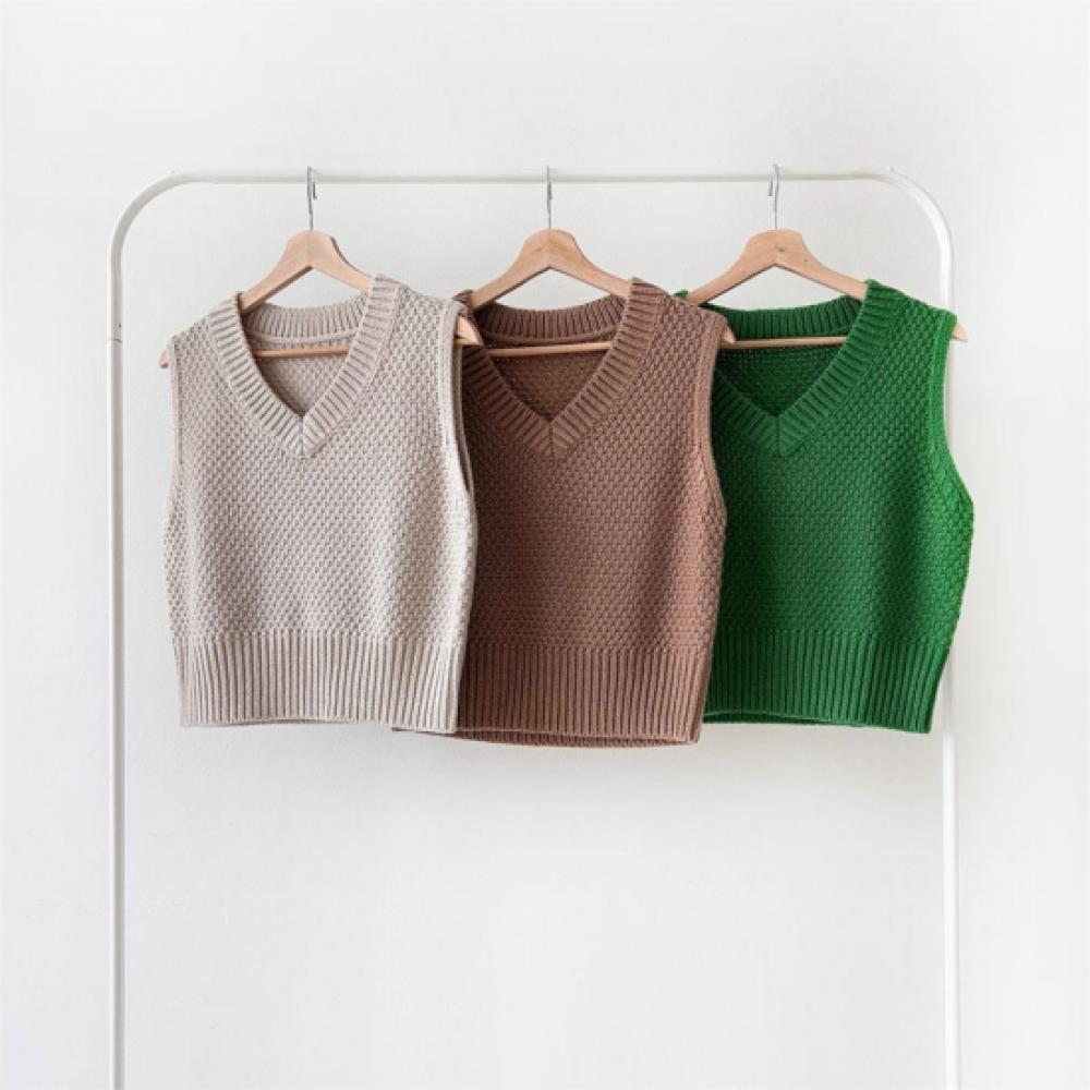 New ArriVals Open Run Women Brown V Neck Knit Crop Vest