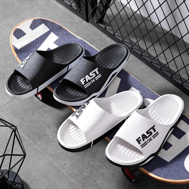 2026 New Men Slippers Fashion Soft Sole Men Flip Flops Outdoor Sporty Style Open Toe Sandals Man Home Bathroom Slippers Big Size