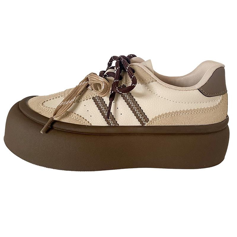 A9858 Latex Insole/popular Thick-soled German Training Shoes Women's 2024 New Autumn Leather Surface Hong Kong Style Board Shoes Little White Shoes