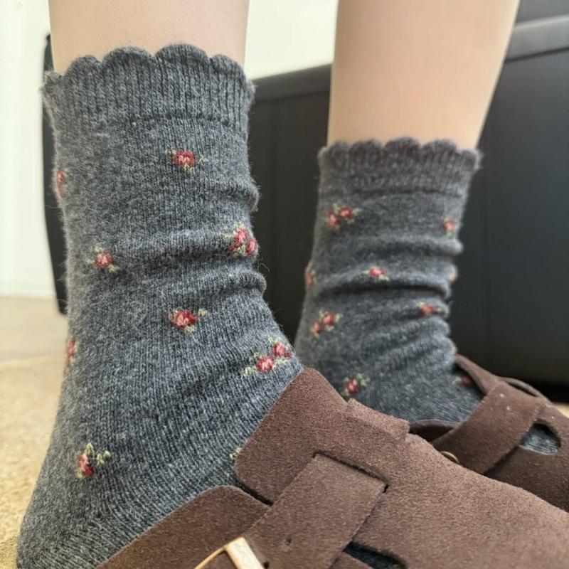 Antik Kleine Blumen~ Warm Und Wärmespeichernd Retro Kleine Blume Wollsocken Für Kinder Koreanisch Vielseitig Mittelrohr Stulpsocken