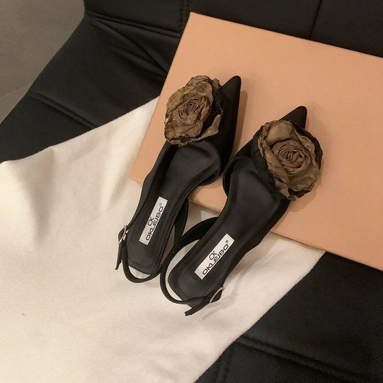 

Дизайнерские туфли на высоком каблуке с цветком, французские сандалии с закрытым носком, женская обувь 2025, новые весенне-летние темпераментные остроносые туфли 40 чёрный