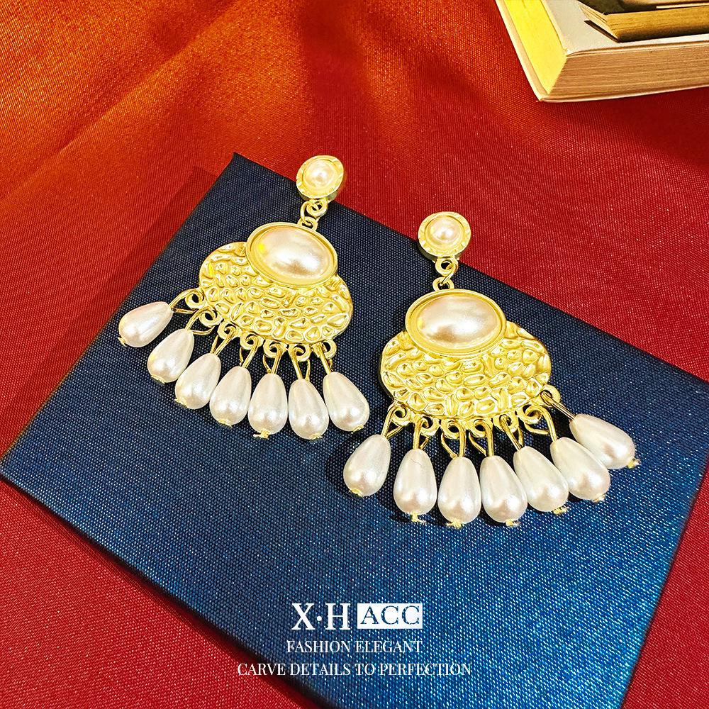 Vintage Bow Earrings: Timeless, High-End Retro Fashion Accessory