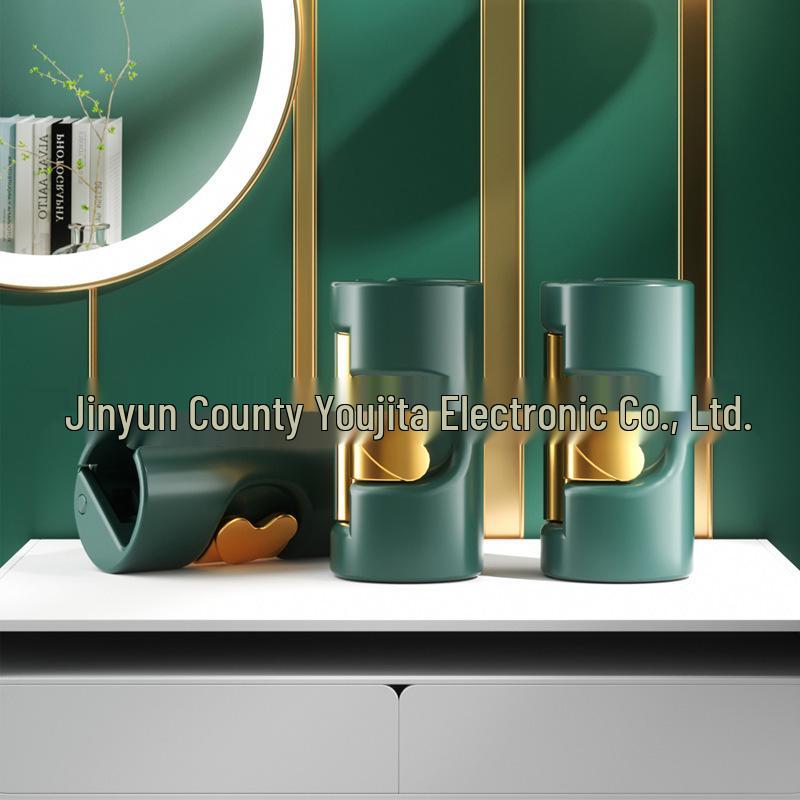 Household Non-Slip Clip Hanger for Duvet Covers and Pillowcases