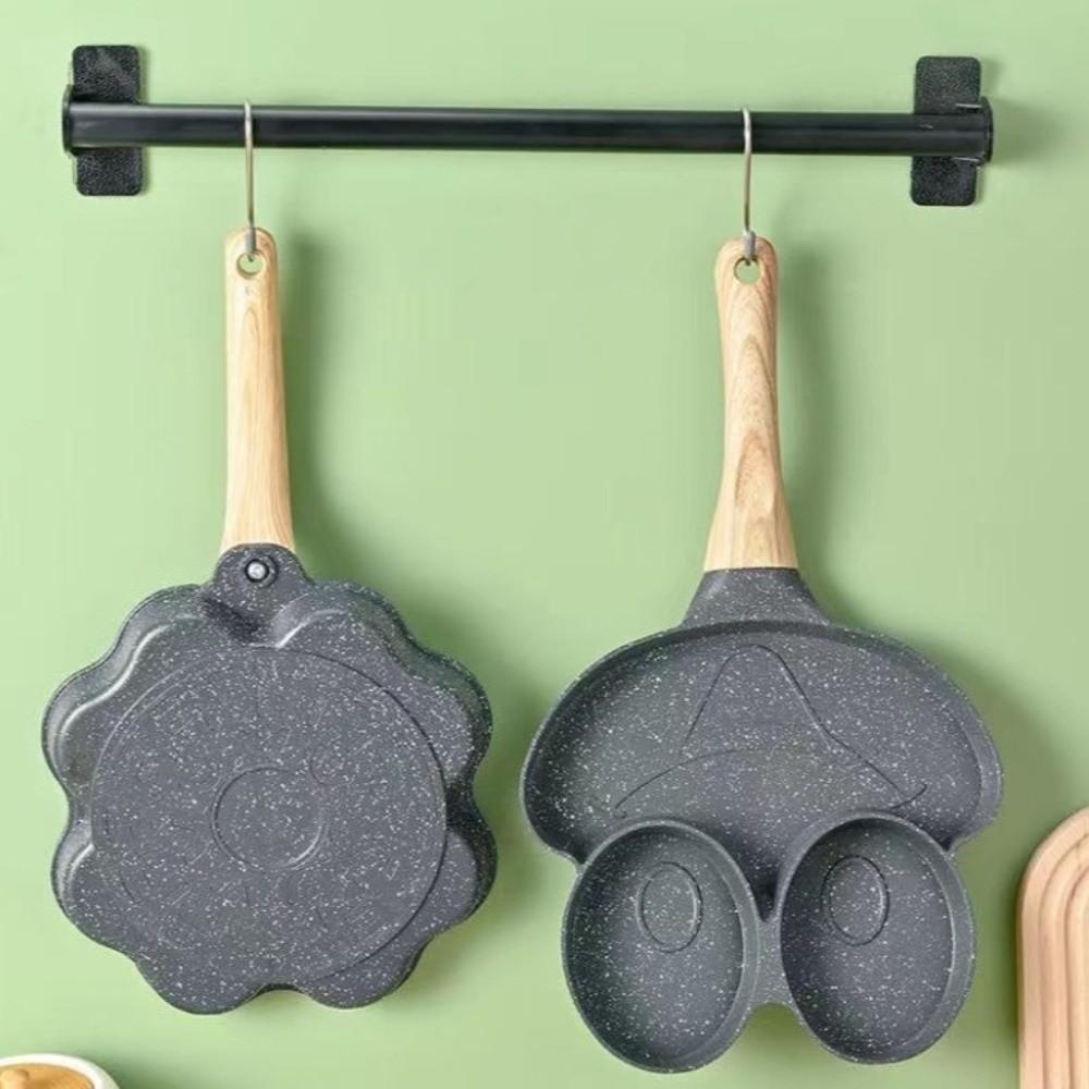 Wooden Handle MIni Omelette Pan Frog Smiley Grilled Steak Cooking Pan  Gas Induction Cooker