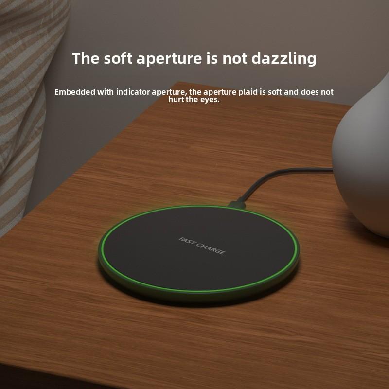Ultra-thin Round 15W Induction Fast Wireless Phone Charging Pad Fast Charging Universal Countertop Wireless Charger Pad Gifts