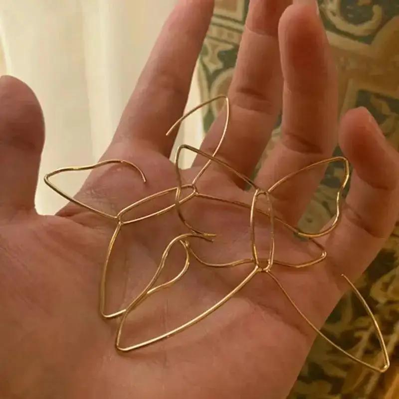 Korean Style Artsy Butterfly Silhouette Hoop Earrings for Women Exaggerated Abstract Outline Chic Jewerly Accessories for Gifts