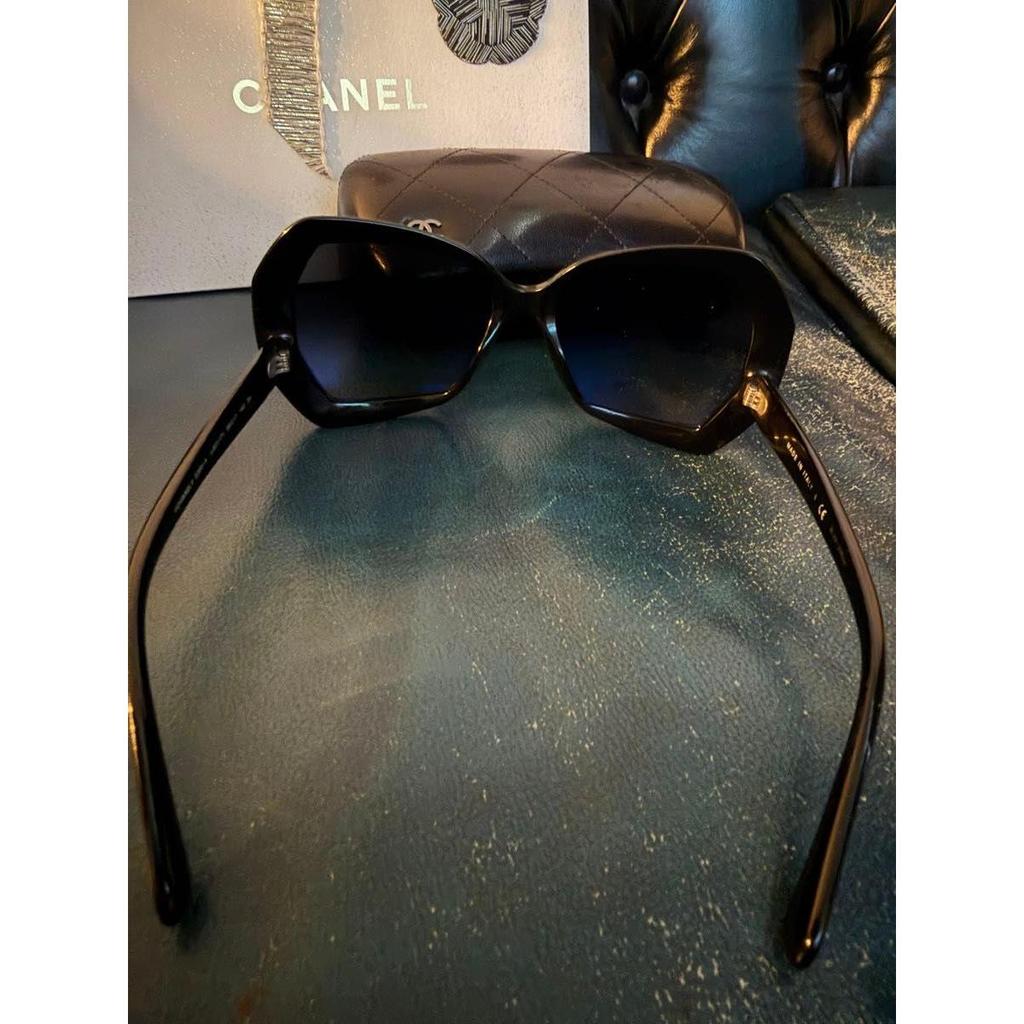 Used CHANEL Sunglasses black here mark with case
