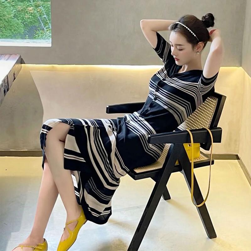 

French Chic Striped Knit V-Neck A-Line Dress L