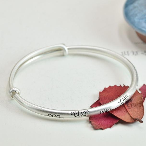 

Zuyin 999 Маленький однотонный браслет Daisy Circle с простым матовым рисунком, свежий серебряный подарок для подруги Adjustable size