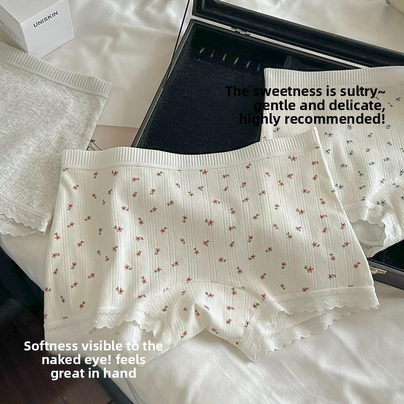 Female Spring and Autumn Flowers Pure Cotton Breathable No Trace No Roll Edge Anti Light Flat Angle Underwear