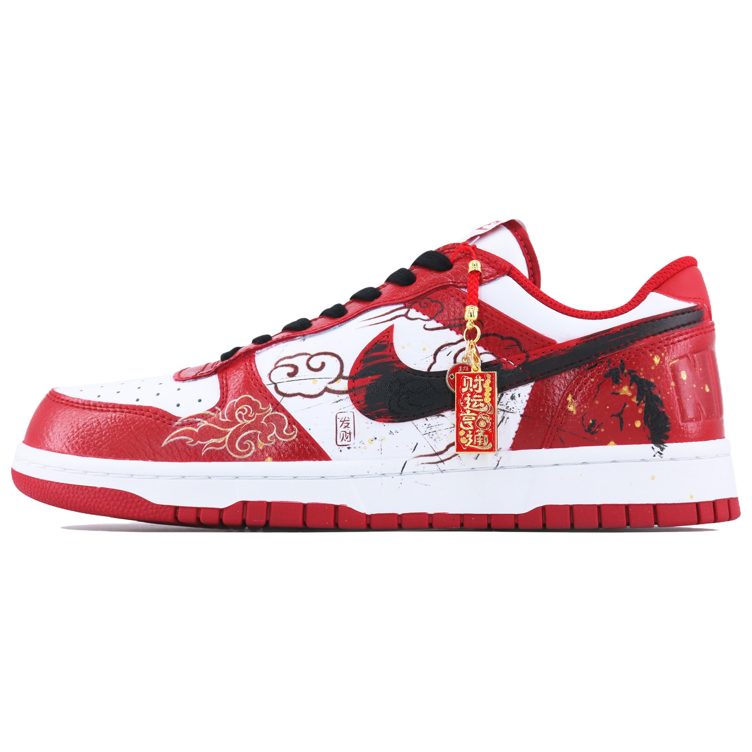 

Nike Big NIKE LOW Abrasion Resistant Breathable Low top Skateboard Shoes Men s White Red 355152-150(Team1798-) 42.5