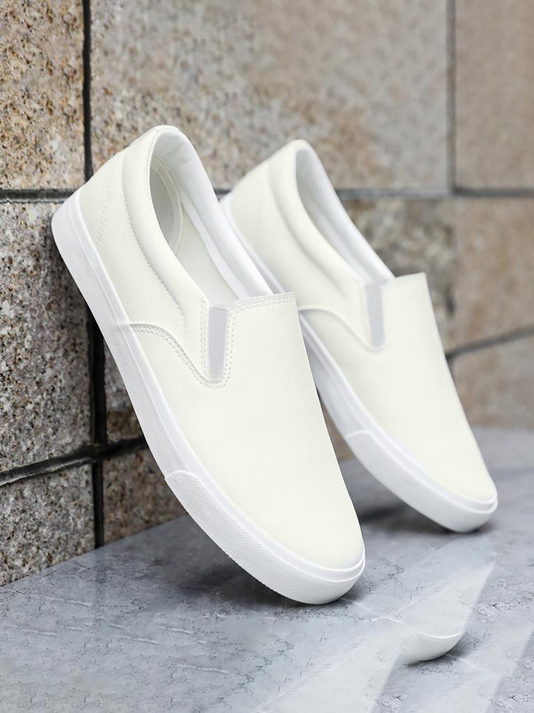 Men's Lightweight Slip On Loafers Stain Resistant Soft Sole Casual Flats Stylish Business Comfort Shoes