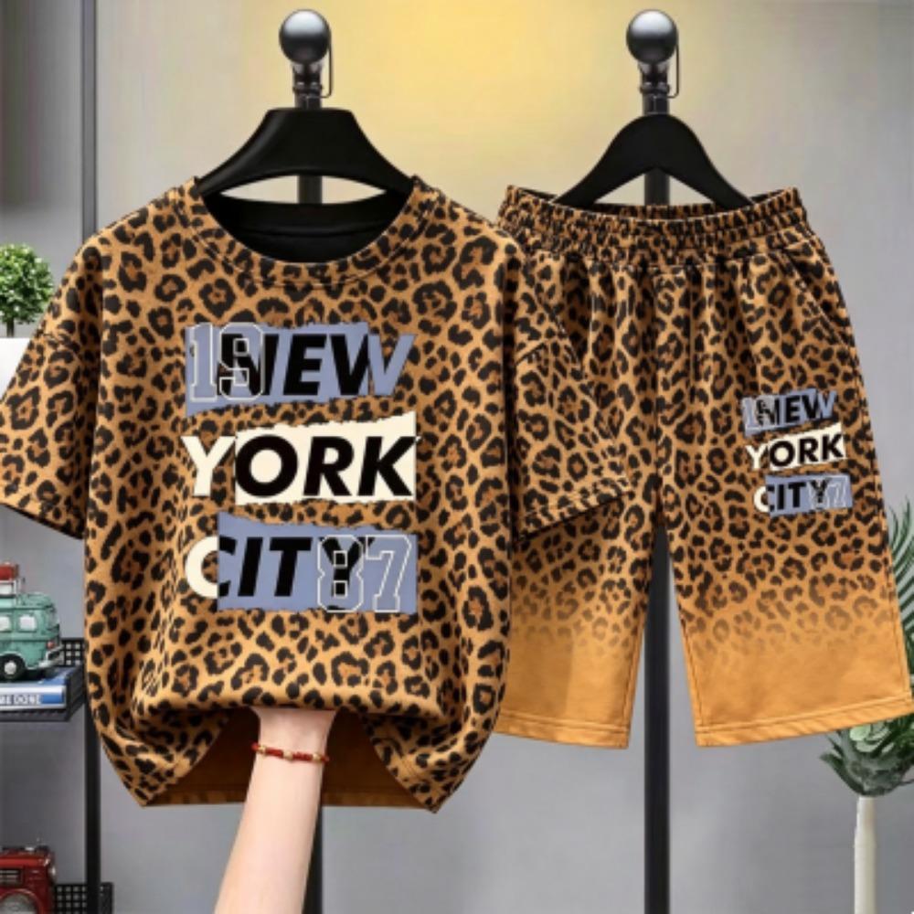 

Funny Leopard Zebra Stripes Letter Printed Kids T-shirt and Shorts 2 Piece Set Summer Casual Outfit for Boys and Girls Kids T-shirt Set 100