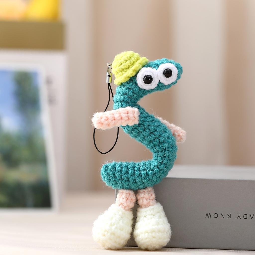 Handmade Crochet Alphabet Keychain, Letter R-Z Knitted Doll Bag Charm,Cute 3D Knitted Letter Pendant, R-Z Alphabet Crochet Keychain