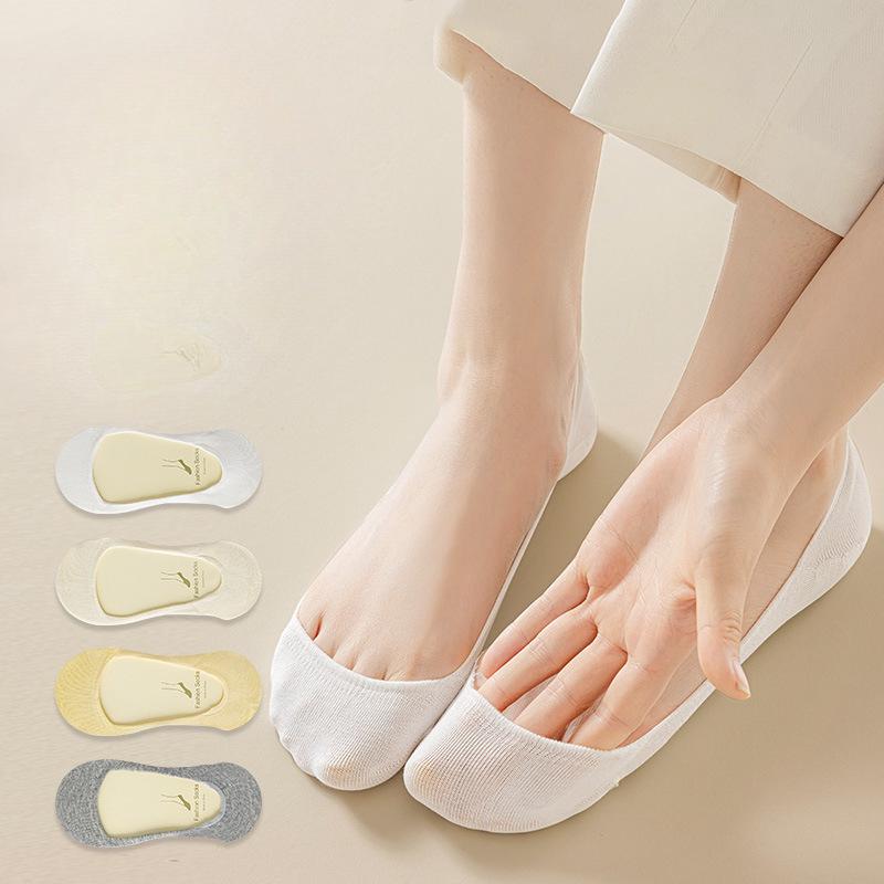 Female Summer Thin Cotton Non Slip and Odor Proof Shallow Mouth Invisible Heel Socks