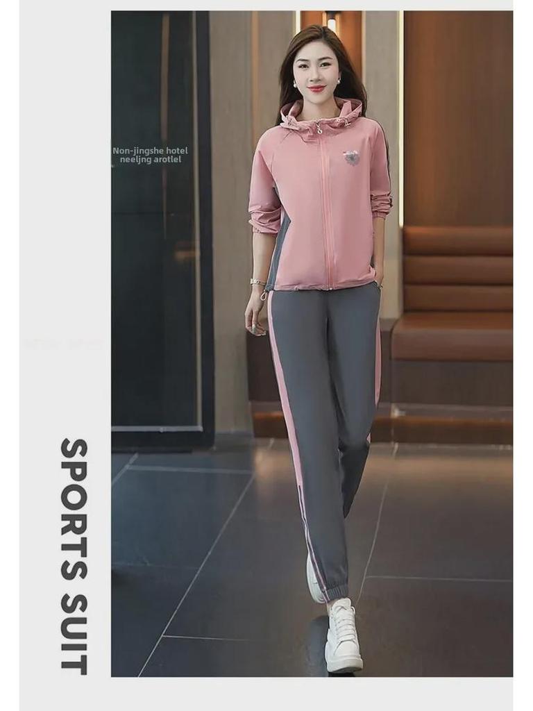 Women's Spring & Autumn Hooded Fashion Tracksuit - Stylish Contrast Color Two-Piece Suit with Sweatpants