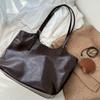 Large Capacity Underarm Bag for Women Simple Fashionable Commuter Tote Style Niche Versatile Lazy Style Shoulder Bag