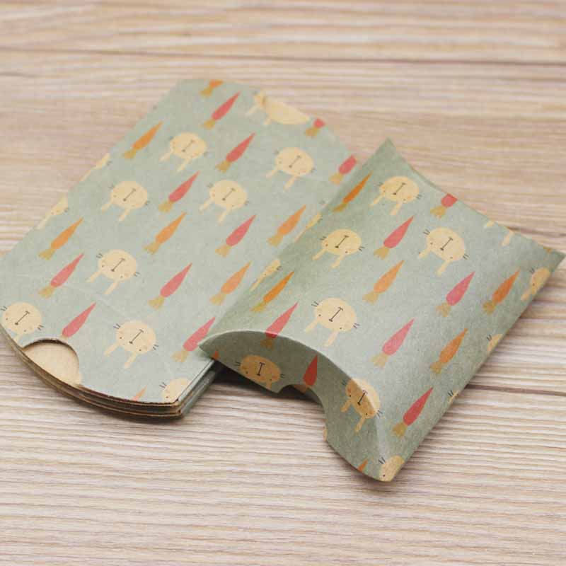 10pc9x7x2.5cm kraft Paper Box Pillow Shape Candy Box Wedding Favor Gift Boxes For Home Baby Shower Kids Birthday Party Supplies